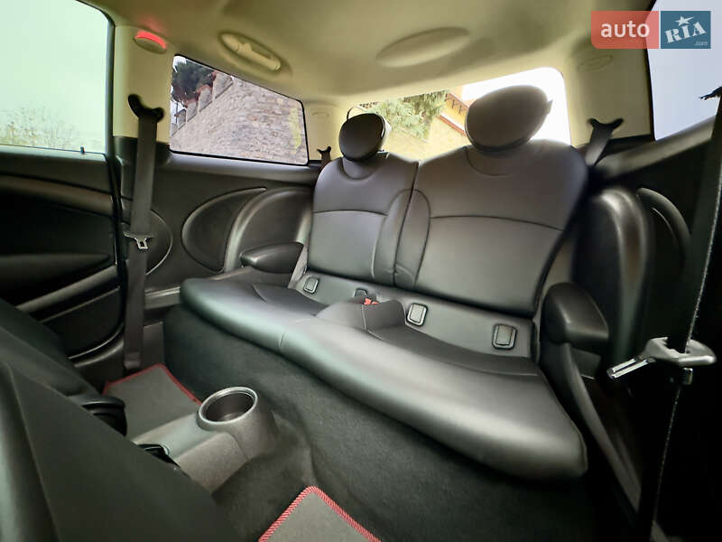 Хэтчбек MINI Cooper 2013 в Каменец-Подольском