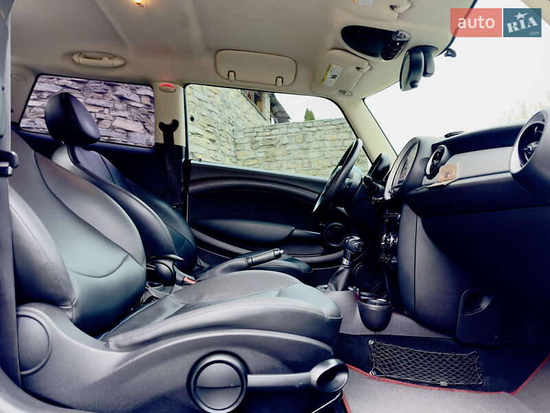 Хэтчбек MINI Cooper 2013 в Каменец-Подольском