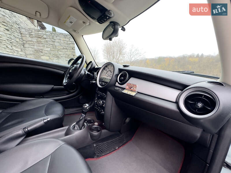 Хэтчбек MINI Cooper 2013 в Каменец-Подольском