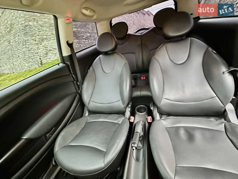 Хэтчбек MINI Cooper 2013 в Каменец-Подольском