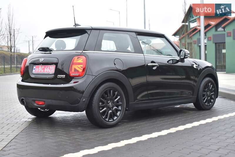 Хетчбек MINI Cooper 2018 в Києві
