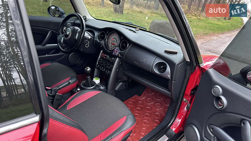 Хетчбек MINI Cooper 2003 в Житомирі