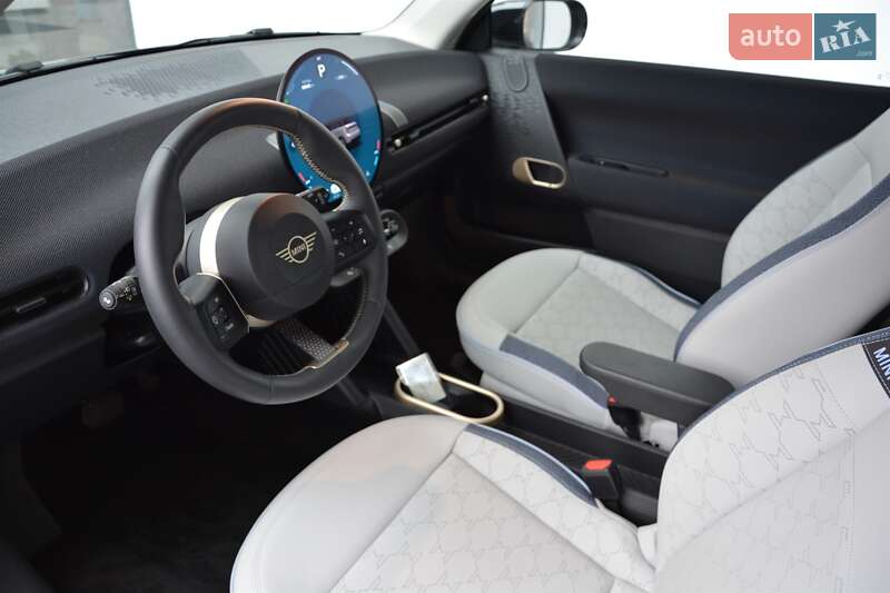 Хетчбек MINI Cooper 2024 в Києві фото 4 Хетчбек MINI Cooper 2024 в Києві