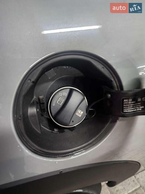 Хетчбек MINI Cooper 2019 в Києві фото 45 Хетчбек MINI Cooper 2019 в Києві