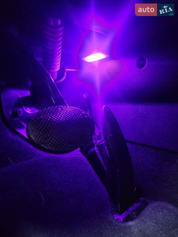 Хетчбек MINI Cooper 2019 в Києві фото 55 Хетчбек MINI Cooper 2019 в Києві