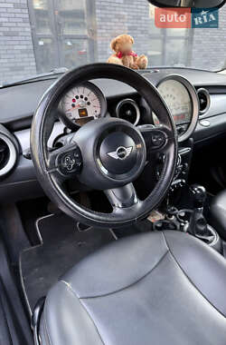 Хэтчбек MINI Cooper 2011 в Житомире