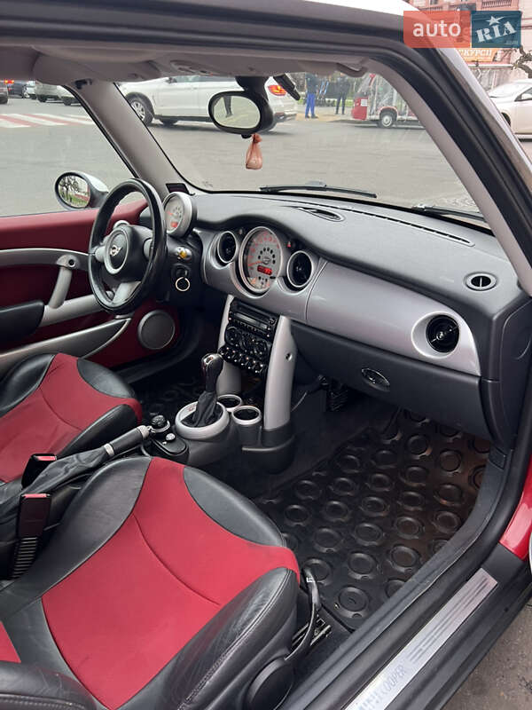 Хетчбек MINI Cooper 2006 в Одесі фото 32 Хетчбек MINI Cooper 2006 в Одесі