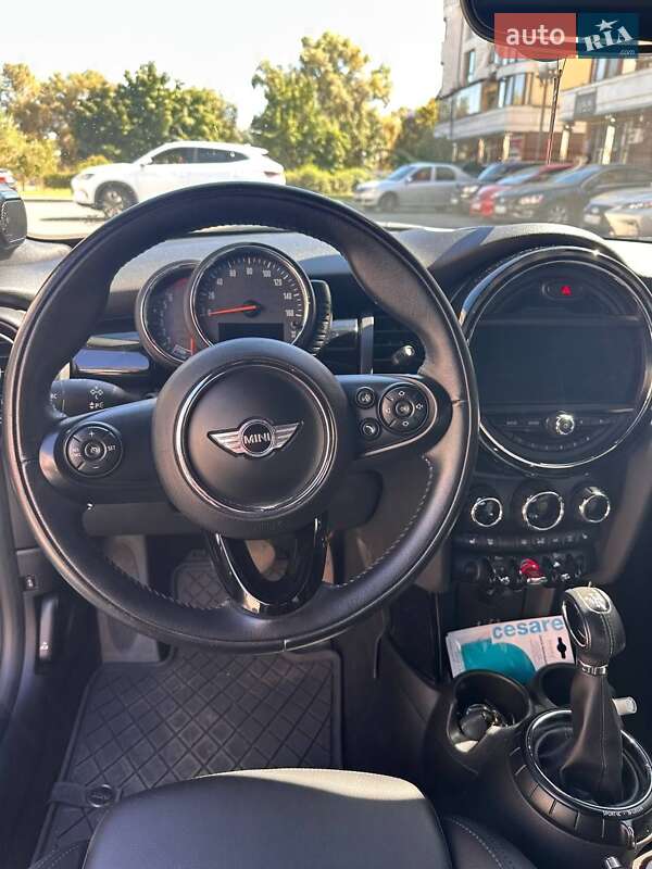 Хэтчбек MINI Cooper 2016 в Киеве фото 4 Хэтчбек MINI Cooper 2016 в Киеве