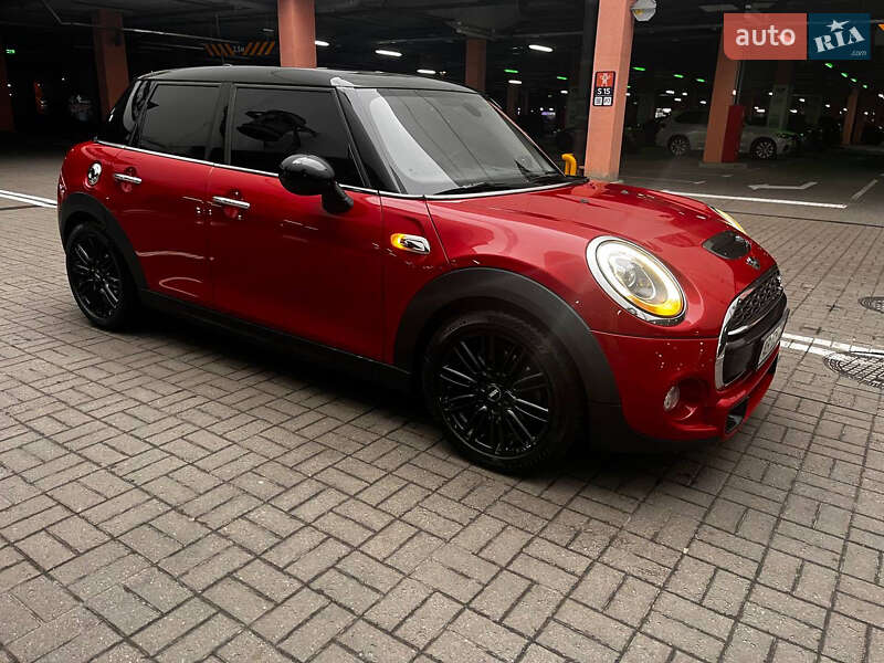 Хэтчбек MINI Cooper 2016 в Киеве фото 4 Хэтчбек MINI Cooper 2016 в Киеве