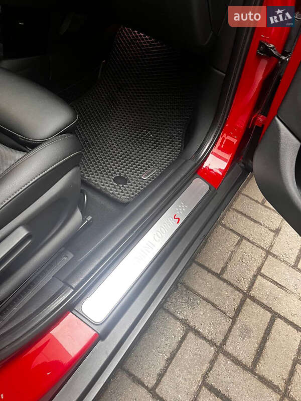 Хэтчбек MINI Cooper 2016 в Киеве фото 32 Хэтчбек MINI Cooper 2016 в Киеве