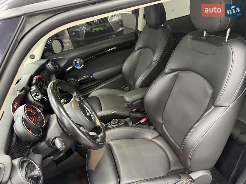 Хэтчбек MINI Cooper 2016 в Одессе фото 26 Хэтчбек MINI Cooper 2016 в Одессе