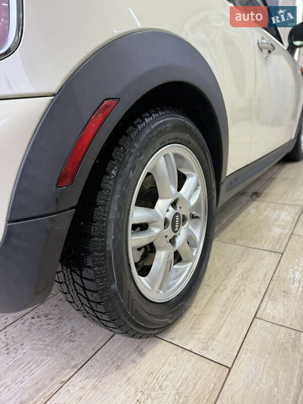 Хэтчбек MINI Cooper 2012 в Одессе