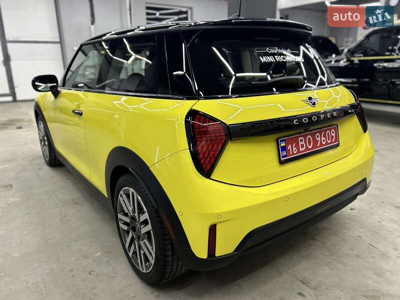 Хэтчбек MINI Cooper 2024 в Львове фото 13 Хэтчбек MINI Cooper 2024 в Львове