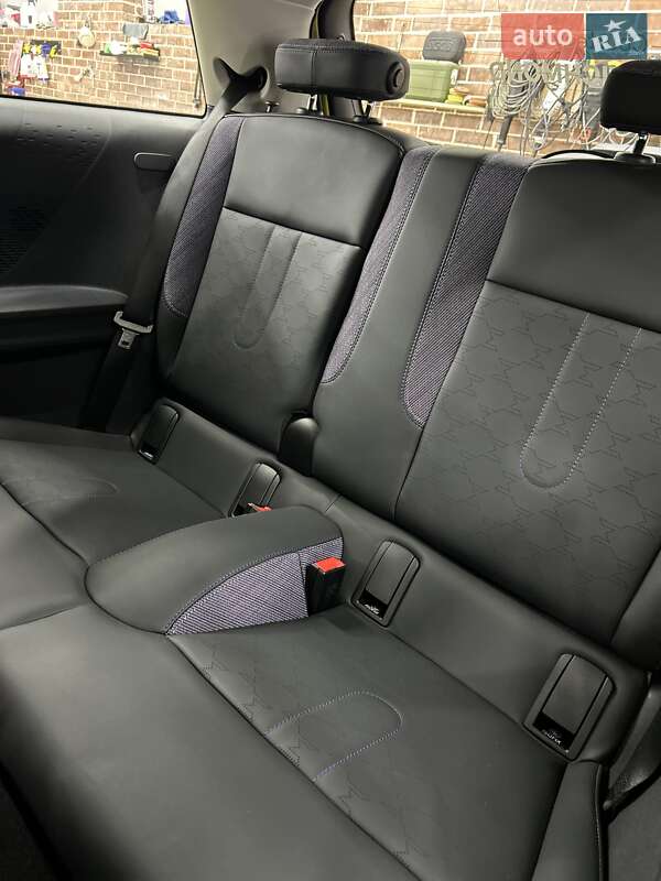 Хэтчбек MINI Cooper 2024 в Львове фото 31 Хэтчбек MINI Cooper 2024 в Львове