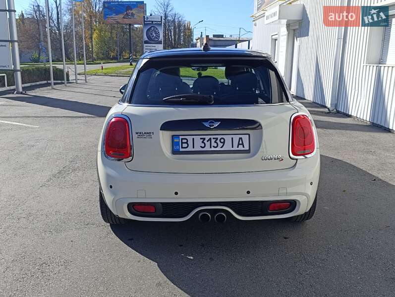 Хэтчбек MINI Cooper 2015 в Кременчуге фото 5 Хэтчбек MINI Cooper 2015 в Кременчуге