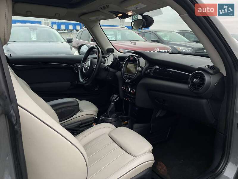 Хэтчбек MINI Cooper 2014 в Киеве