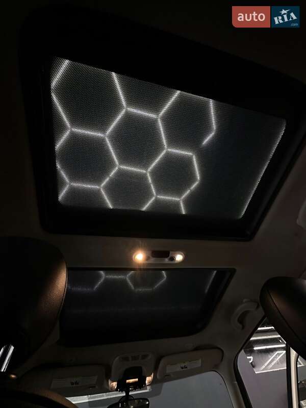 Хетчбек MINI Cooper 2016 в Ужгороді