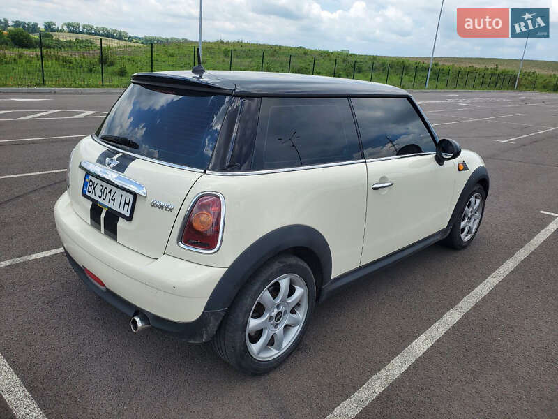 Хетчбек MINI Cooper 2007 в Рівному