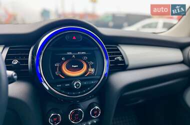 Хетчбек MINI Cooper 2016 в Києві