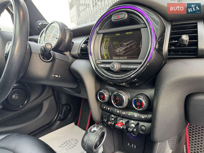 Хэтчбек MINI Cooper 2014 в Киеве