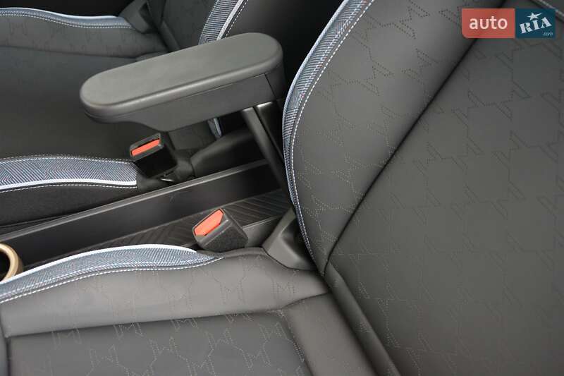 Хэтчбек MINI Cooper 2024 в Киеве