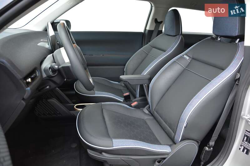 Хэтчбек MINI Cooper 2024 в Киеве