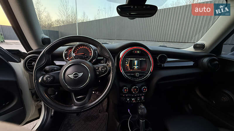 Хэтчбек MINI Cooper 2019 в Житомире фото 11 Хэтчбек MINI Cooper 2019 в Житомире