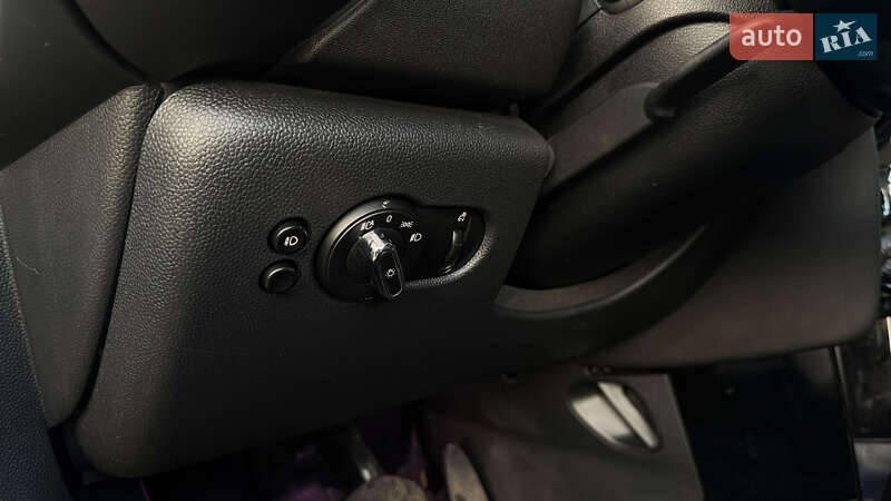 Хэтчбек MINI Cooper 2019 в Житомире фото 26 Хэтчбек MINI Cooper 2019 в Житомире