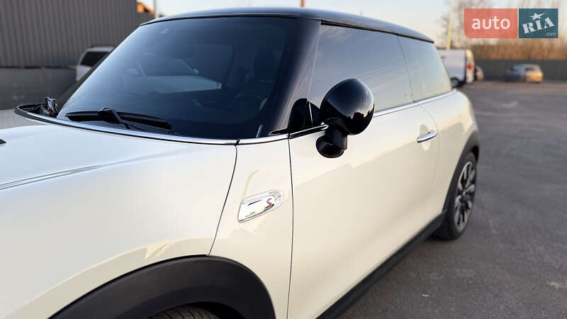 Хэтчбек MINI Cooper 2019 в Житомире фото 46 Хэтчбек MINI Cooper 2019 в Житомире