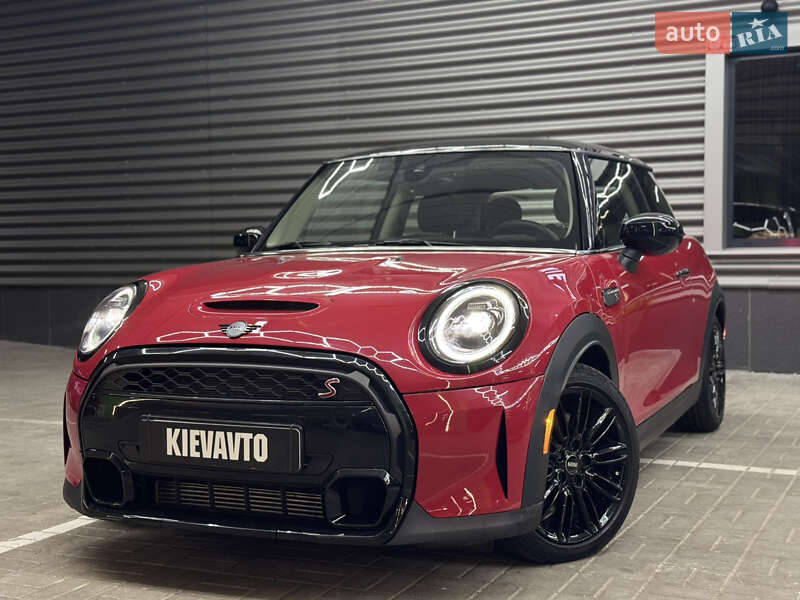 Хэтчбек MINI Cooper 2023 в Киеве