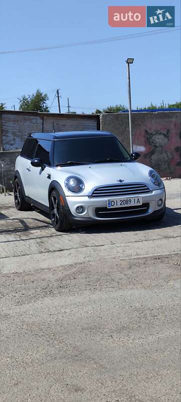 Хэтчбек MINI Cooper 2011 в Новомосковске