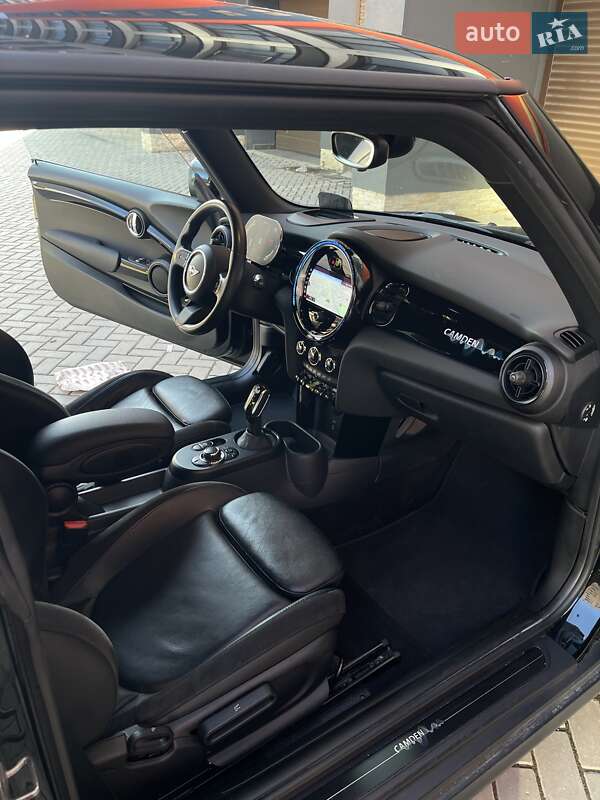 Хэтчбек MINI Cooper 2022 в Хмельницком