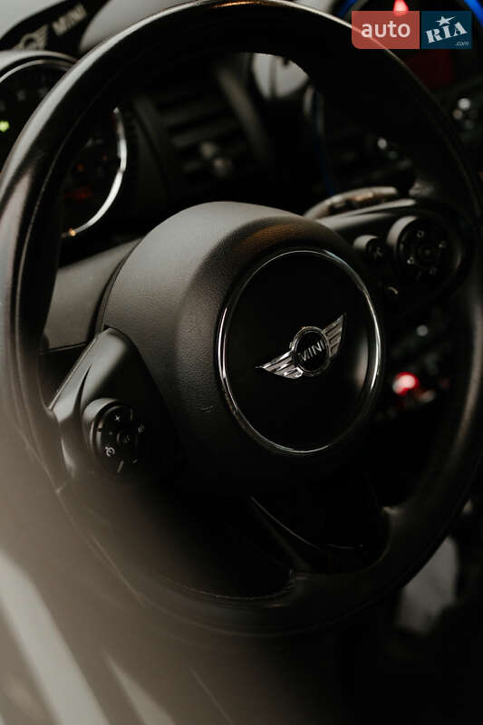 Хэтчбек MINI Cooper 2014 в Киеве