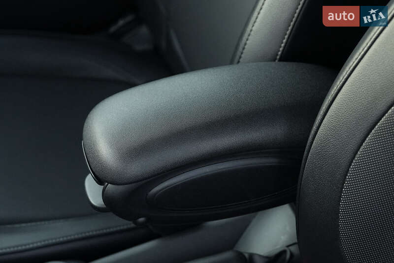 Хэтчбек MINI Cooper 2014 в Киеве