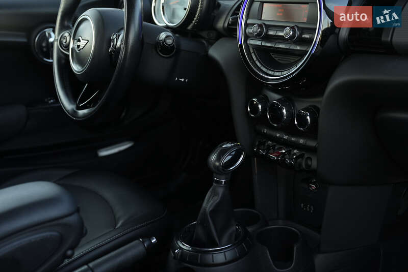 Хэтчбек MINI Cooper 2014 в Киеве