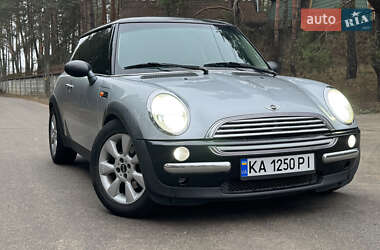 Хэтчбек MINI Cooper 2004 в Киеве