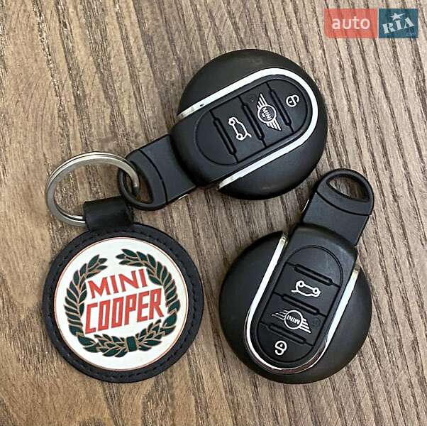 Хэтчбек MINI Cooper 2019 в Киеве