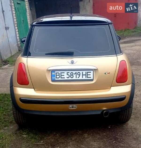 Хетчбек MINI Cooper 2003 в Миколаєві