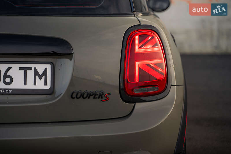 Хэтчбек MINI Cooper 2018 в Киеве