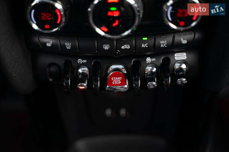 Хэтчбек MINI Cooper 2018 в Киеве