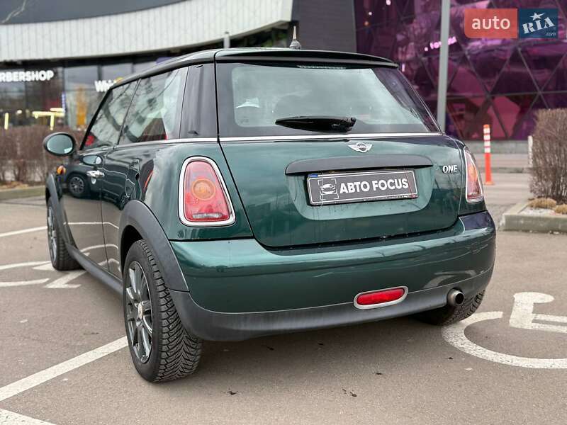Хэтчбек MINI Cooper 2010 в Киеве фото 8 Хэтчбек MINI Cooper 2010 в Киеве