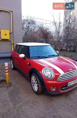 Хэтчбек MINI Cooper 2010 в Запорожье