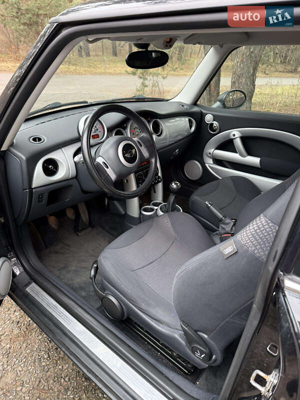 Хетчбек MINI Cooper 2003 в Києві