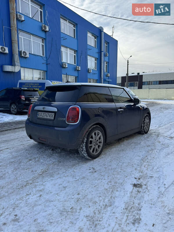 Хэтчбек MINI Cooper 2014 в Киеве