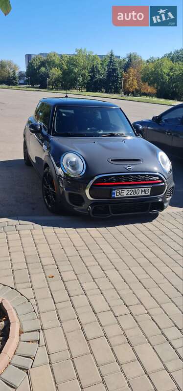 Хетчбек MINI Cooper 2014 в Южноукраїнську фото Хетчбек MINI Cooper 2014 в Южноукраїнську