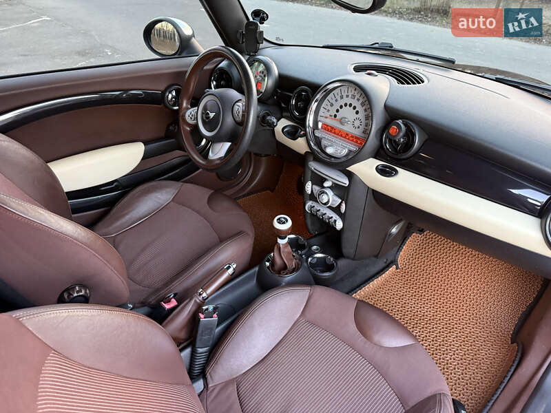 Хэтчбек MINI Cooper 2008 в Ладыжине