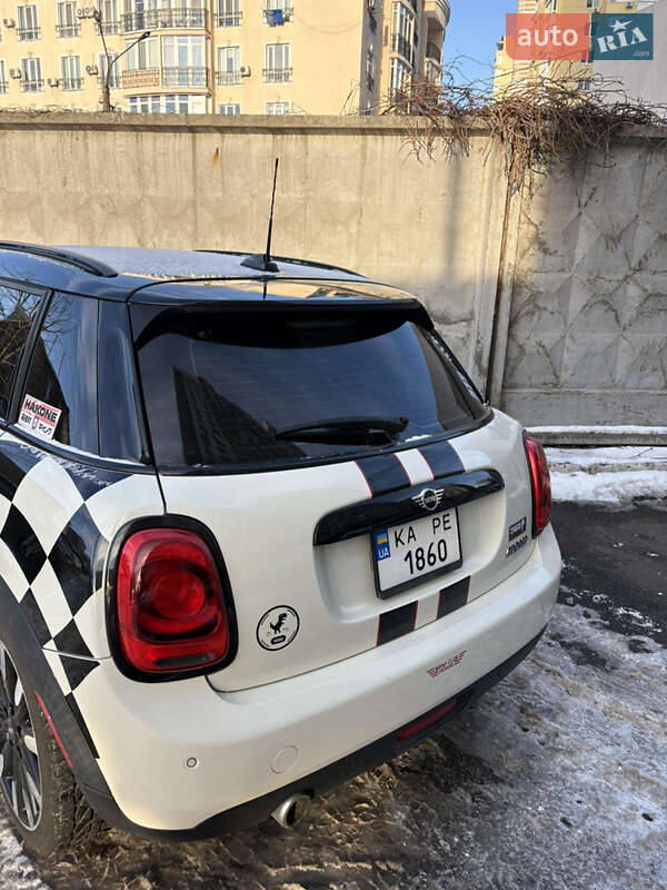 Хэтчбек MINI Cooper 2015 в Киеве