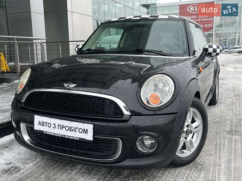 MINI Cooper 2010