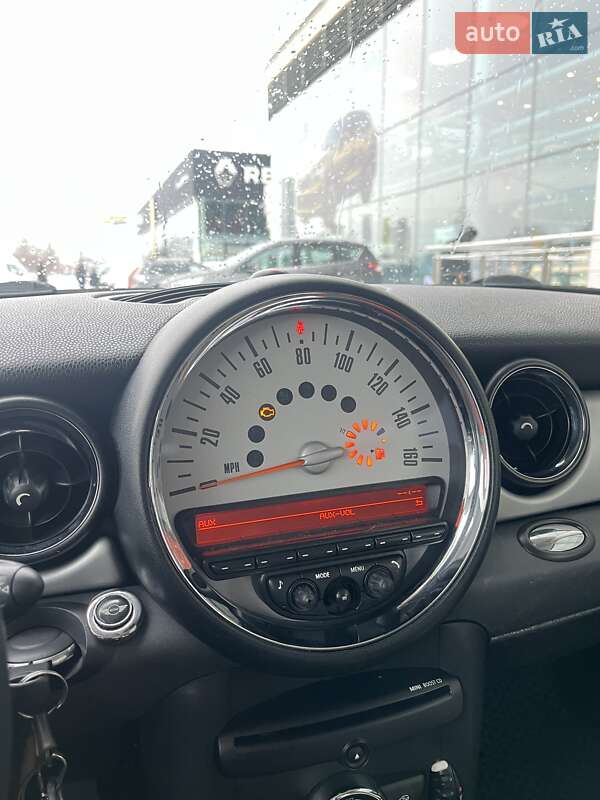 Хэтчбек MINI Cooper 2010 в Киеве