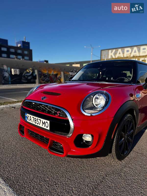 Хэтчбек MINI Cooper 2019 в Киеве фото 9 Хэтчбек MINI Cooper 2019 в Киеве